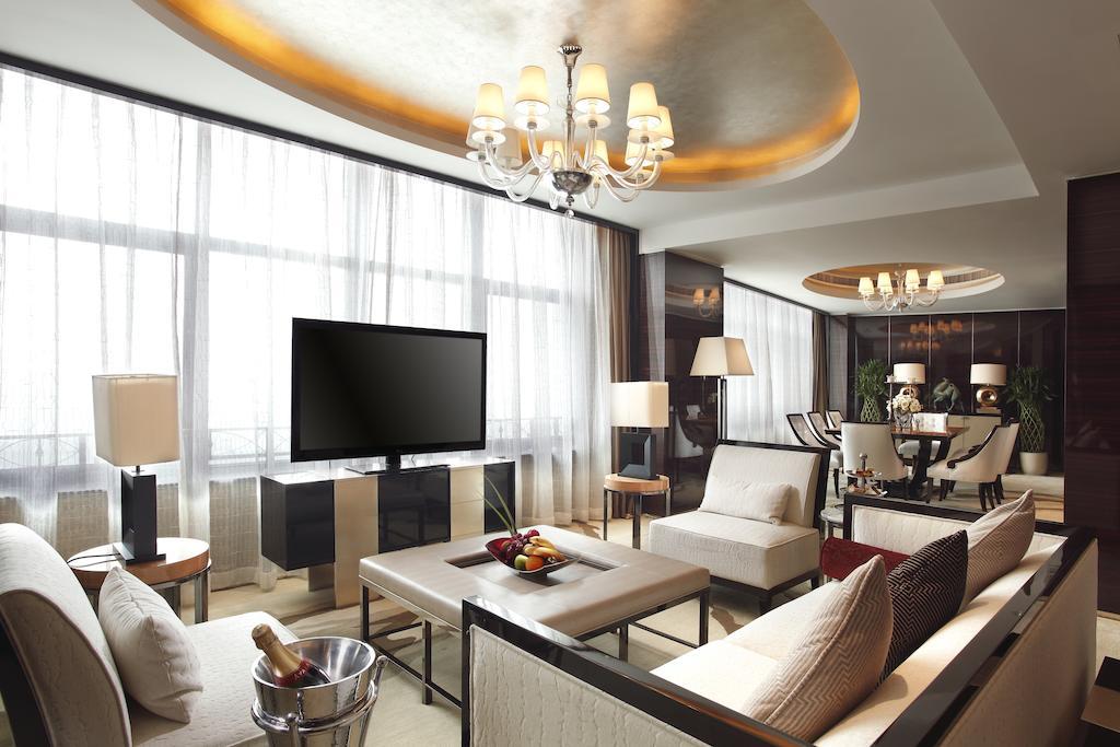 Howard Johnson Kaina Plaza Changzhou Чанчжоу Экстерьер фото