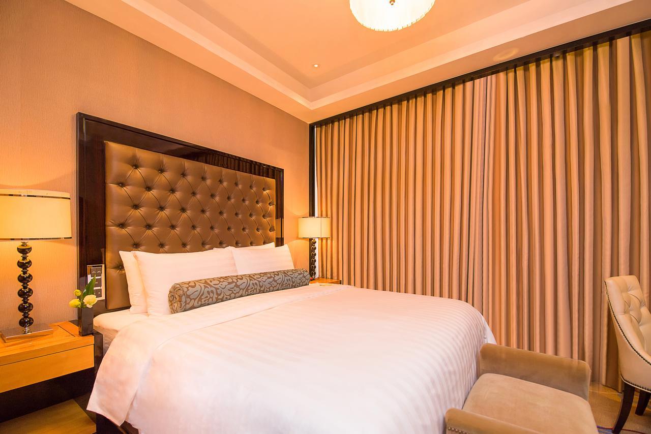 Howard Johnson Kaina Plaza Changzhou Чанчжоу Экстерьер фото